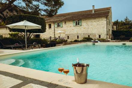 Piscine, Maison Chenet, Entre Vigne et Garrigue, Restaurant Pujaut