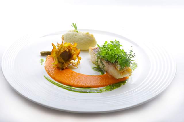Mr Cambe's asparagus cooked by Maxime CHENET